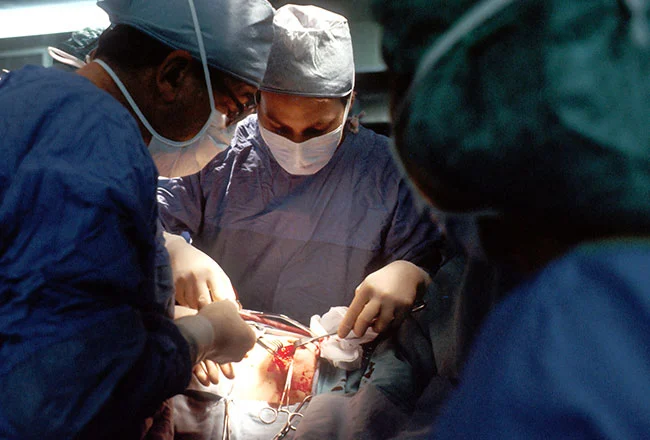 Die hyperbare Sauerstoffkammer ist eine wirksame adjuvante Therapie für die rheumatische Arthritis-Chirurgie